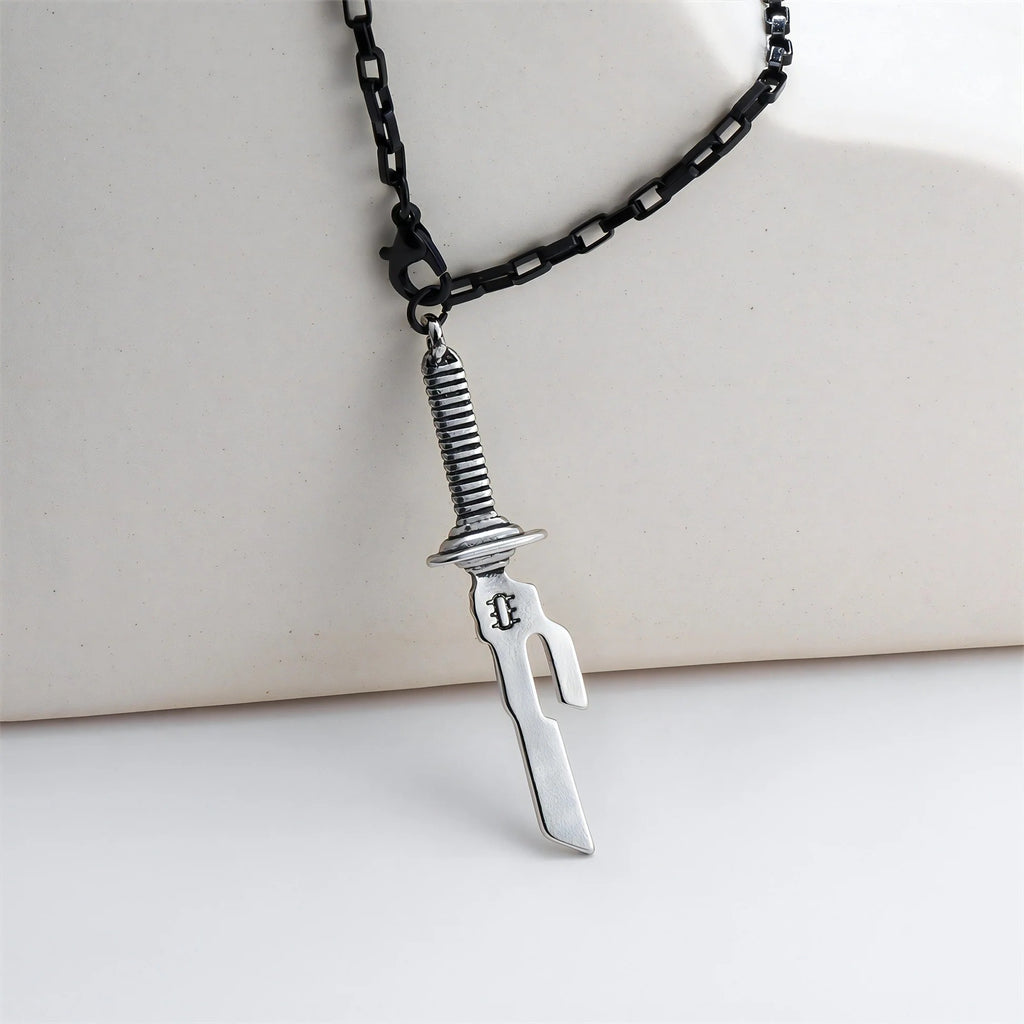 TOJI NECKLACE